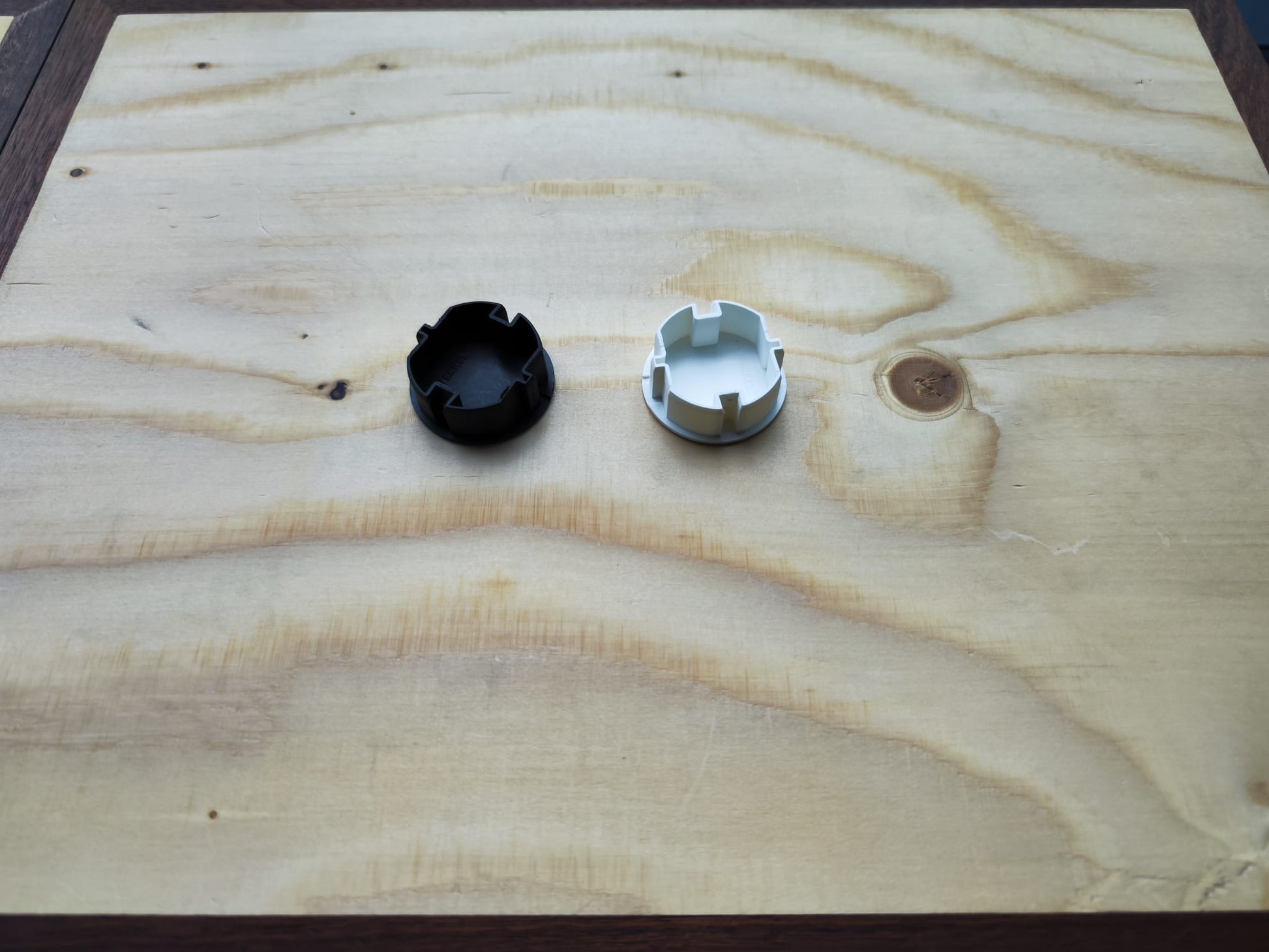 Afdekdesksel voor stekkerblok of WCD - AudioWijzer