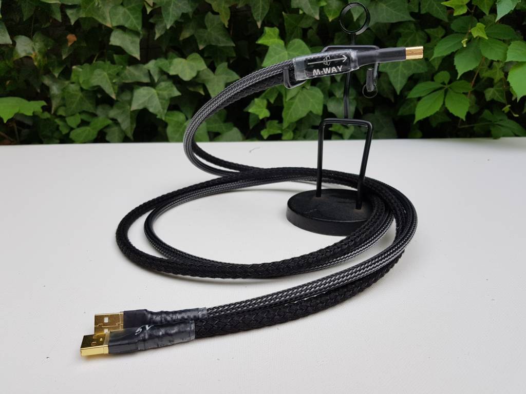 M-Way 2DW USB kabel - AudioWijzer