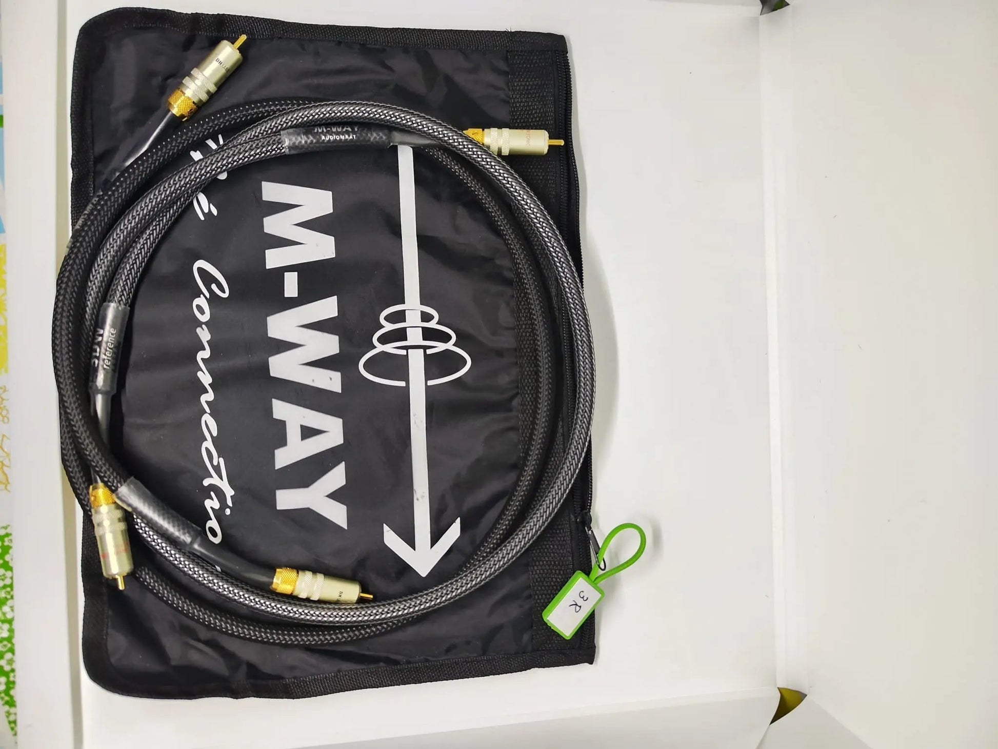 M - Way 3DW RCA DH Labs 1m - AudioWijzer