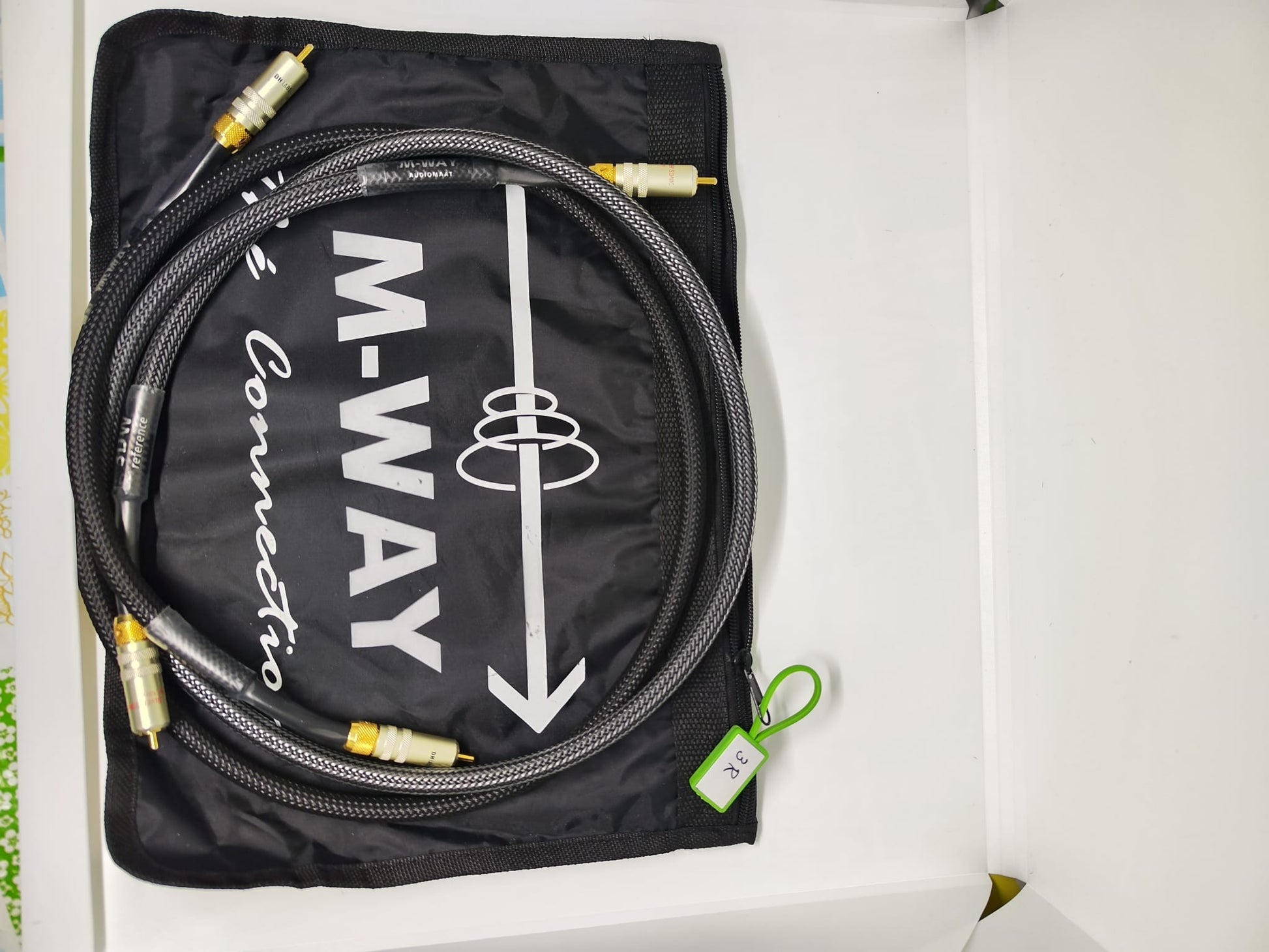 M - Way 3DW RCA XLR 1m - AudioWijzer